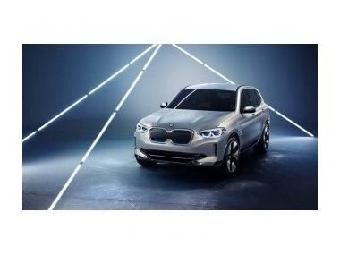 Представлений електричний кросовер BMW iX3