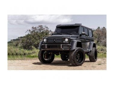 Mercedes-Benz G500 не збирається здаватись