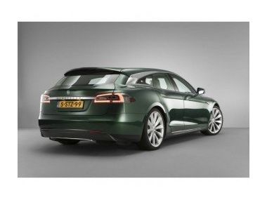 Голландці представили Tesla Model S в універсалі