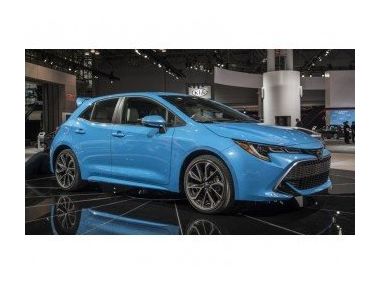 Нова Toyota Corolla хетчбек засвітилася в Японії
