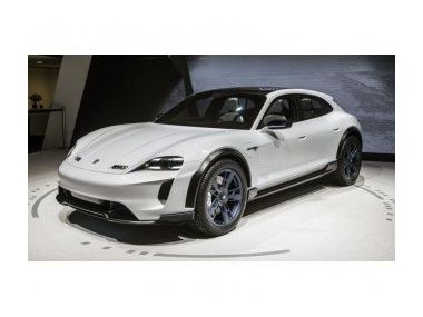 Porsche Mission E Cross Turismo з'явиться в 2021 році