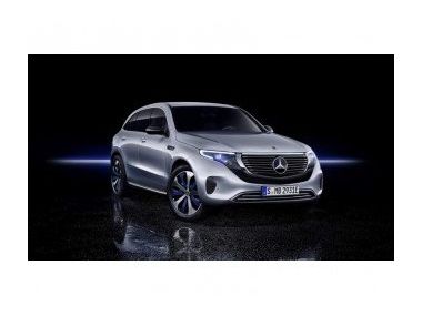 Дебютував електричний кросовер Mercedes EQ C