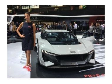 Атака e-тронів: Audi представила три новинки