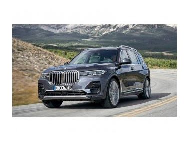 Великий позашляховик BMW X7. Офіційно