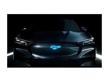Ford засвітив свій перший гібридний Mustang