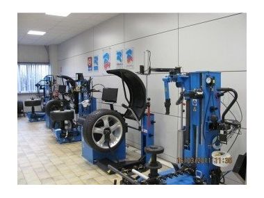 Обладнання для шиномонтажу: види і вартість