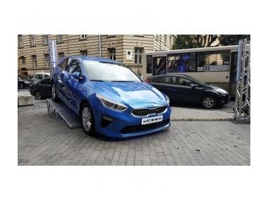Нове покоління хетчбека Kia CEED дебютує в Україні