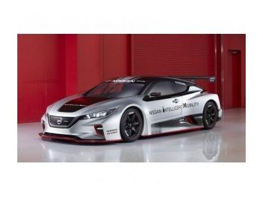 Nissan представляє найпотужніший Leaf NISMO RC