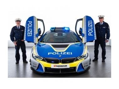 AC Schnitzer виготовив поліцейський гібрид BMW i8