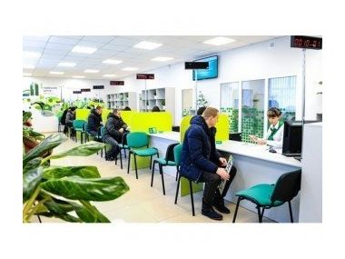 У черзі в сервісних центрах МВС