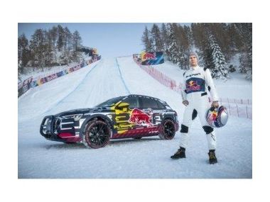Електрокар Audi e-tron підкорив гірськолижну трасу