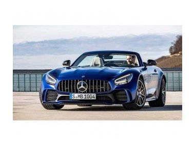 Представлений Mercedes-AMG GT R Roadster