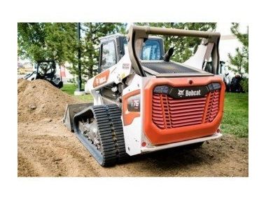 Нові міні-навантажувачі Bobcat серії R і CTL