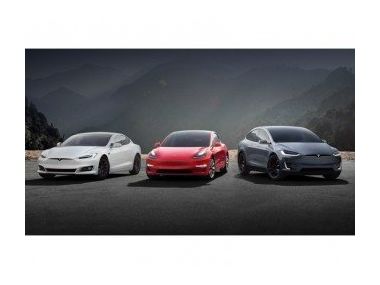 Оновлення софта до версії 10.0 в моделях Tesla