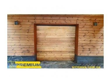 Вибираємо секційні гаражні ворота